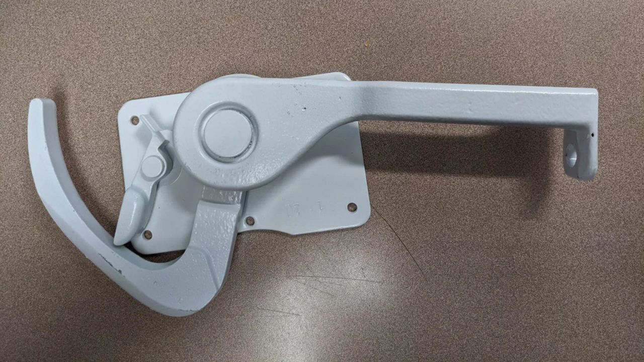 The Ultimate Box Truck Security Upgrade: Todco Door Lock & Keeper Explained